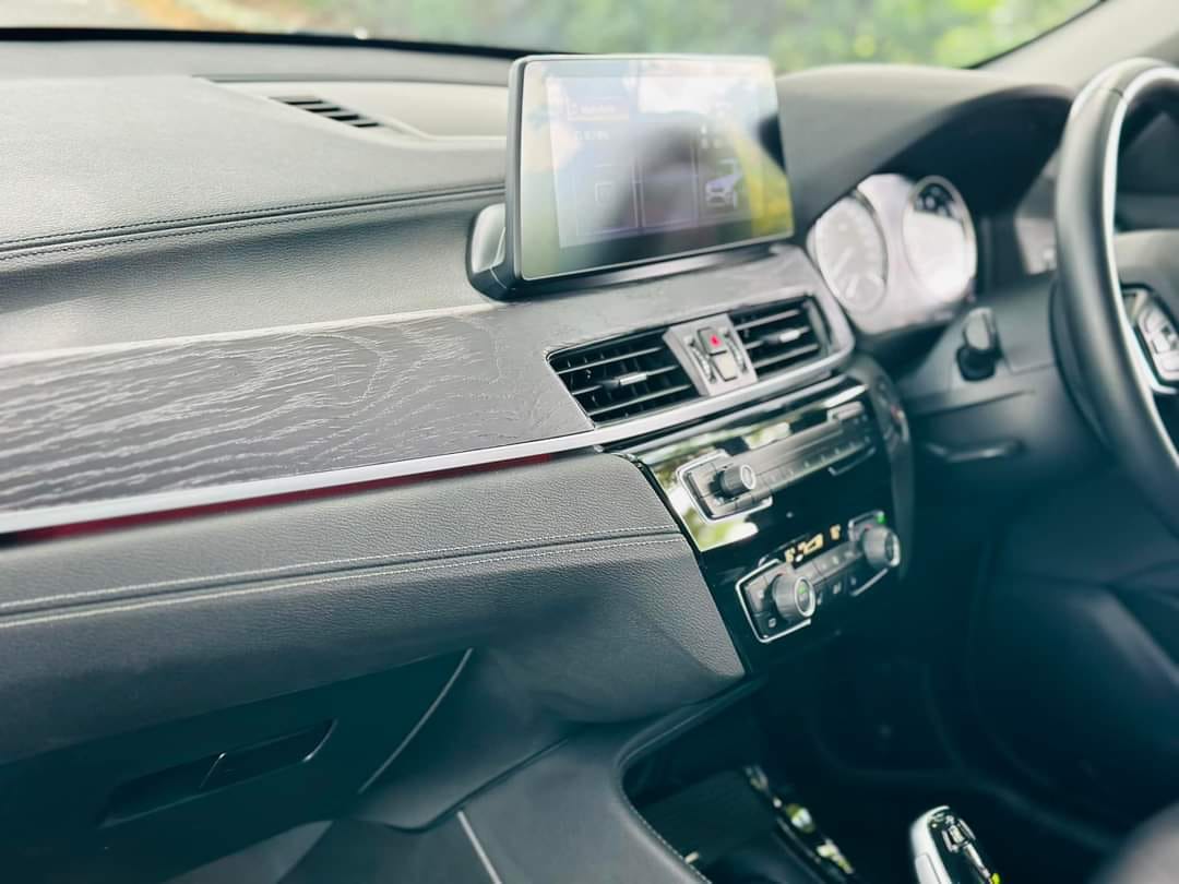 BMW X1 SDRIVE18I X LINE