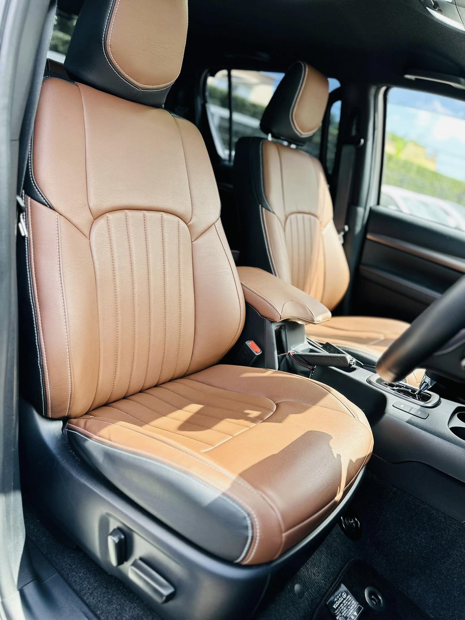 TOYOTA HILUX GR SPORT