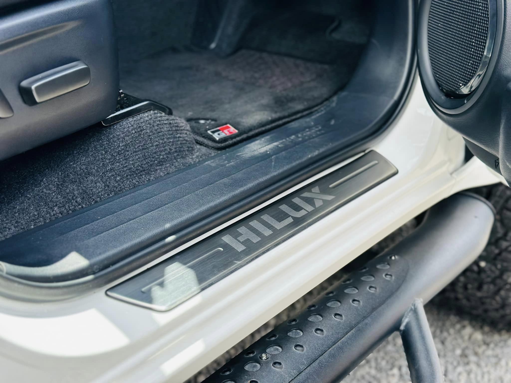TOYOTA HILUX GR SPORT