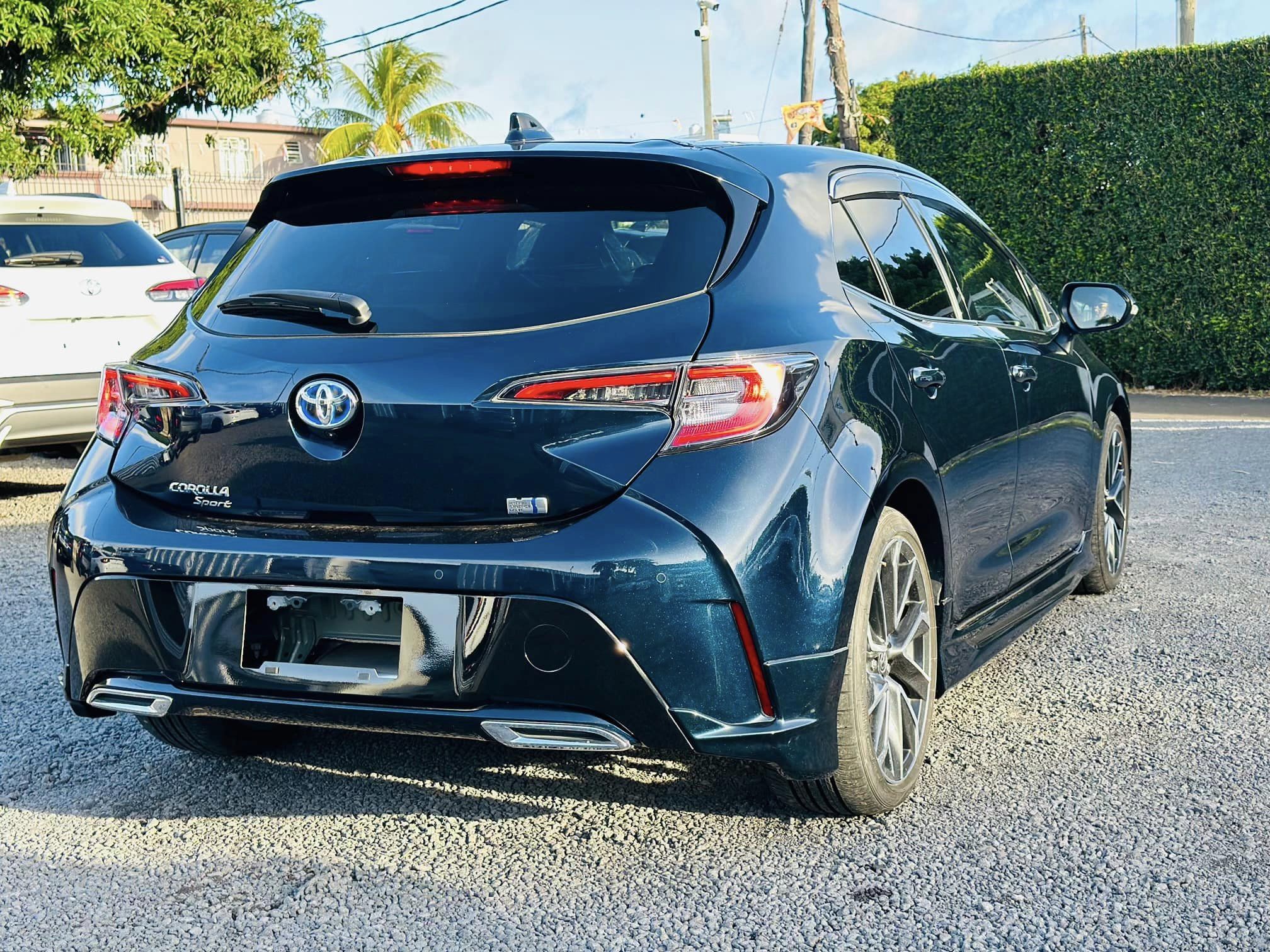 TOYOTA COROLLA SPORT GZ HYBRID