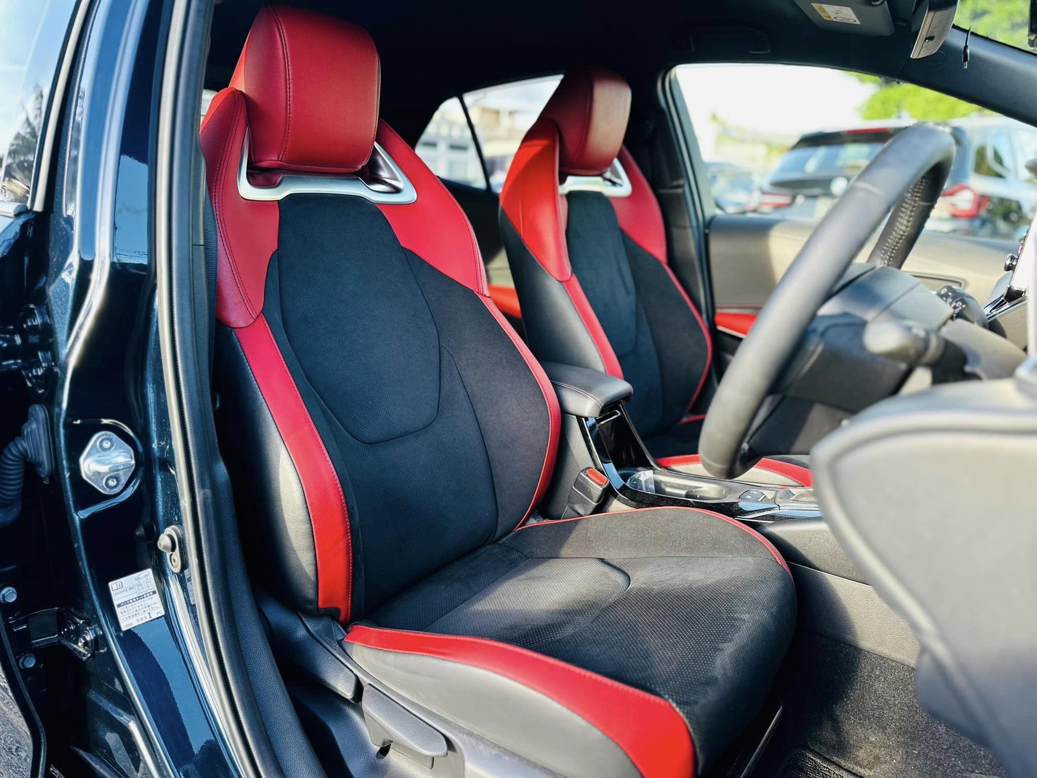 TOYOTA COROLLA SPORT GZ HYBRID