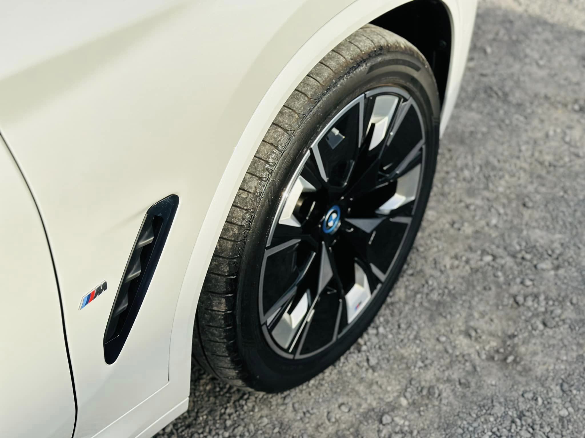 BMW IX 3 M SPORT FULLY ELECTRIC