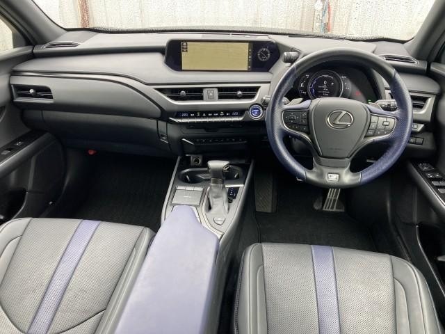 LEXUS UX 250h