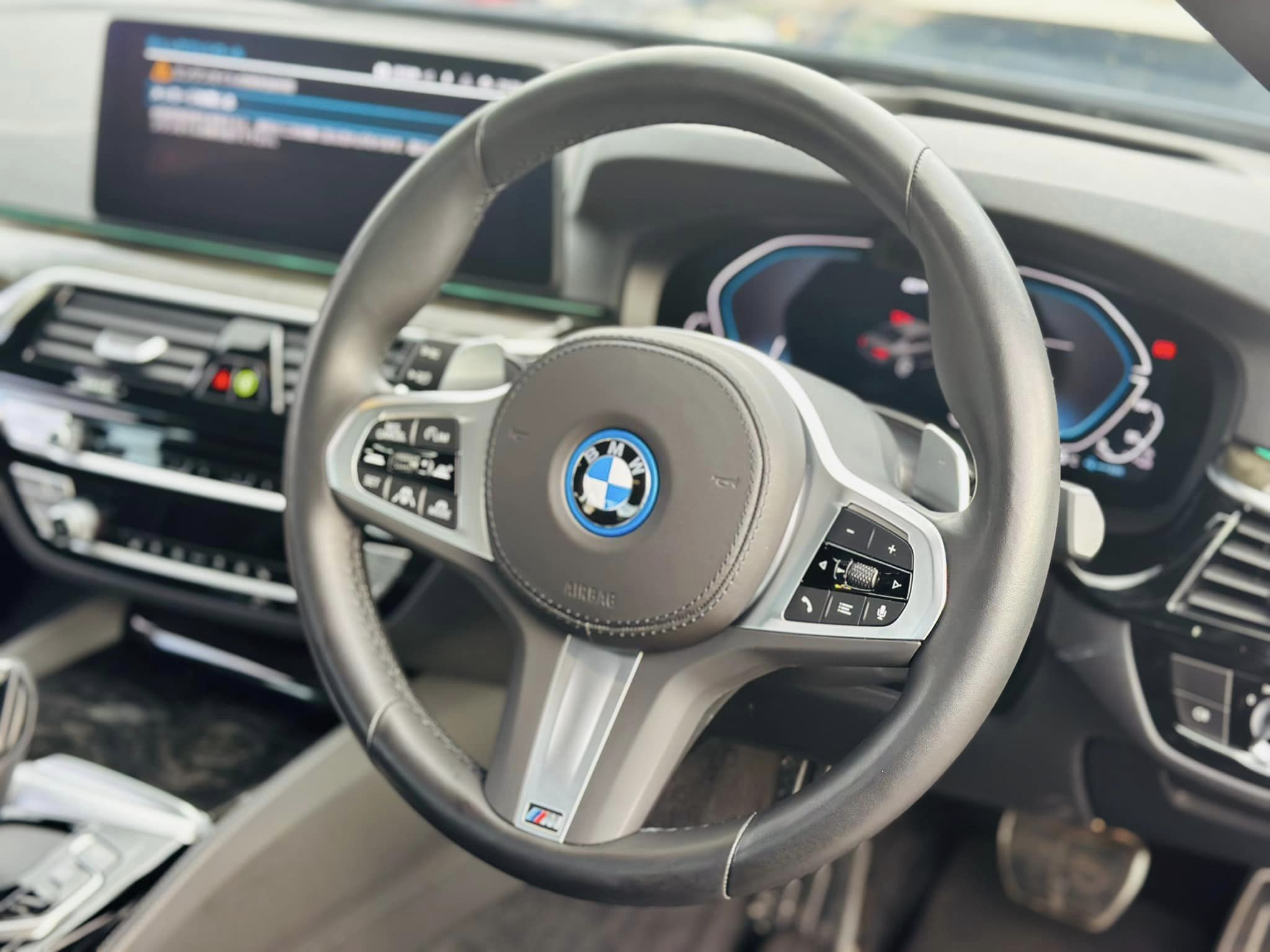 BMW 530e