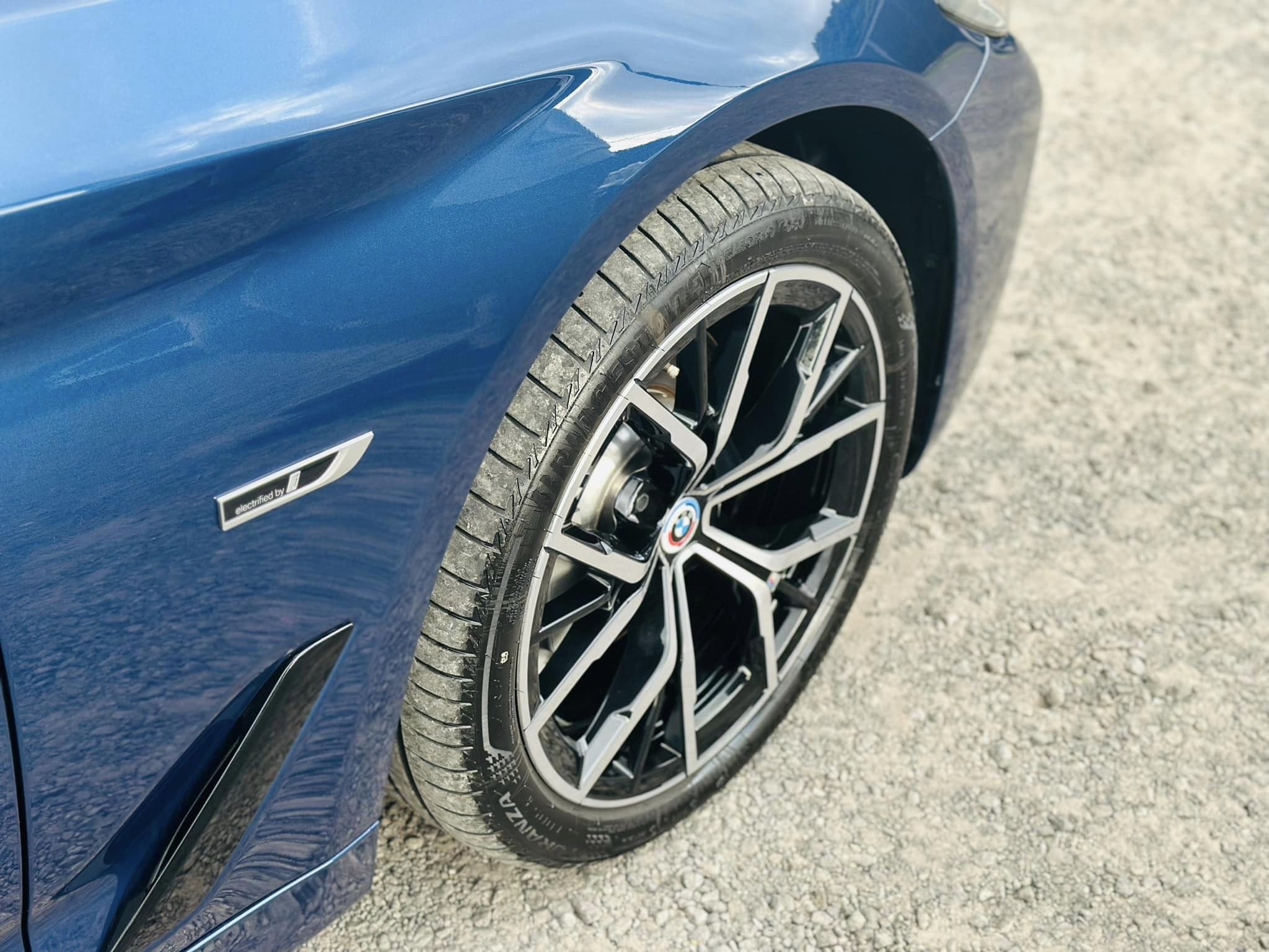 BMW 530e