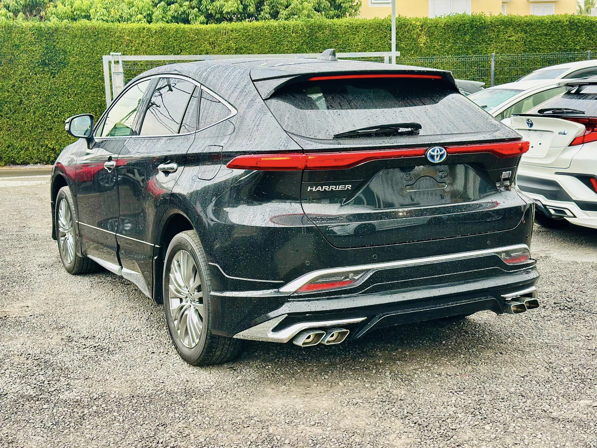 TOYOTA HARRIER HYBRID Z