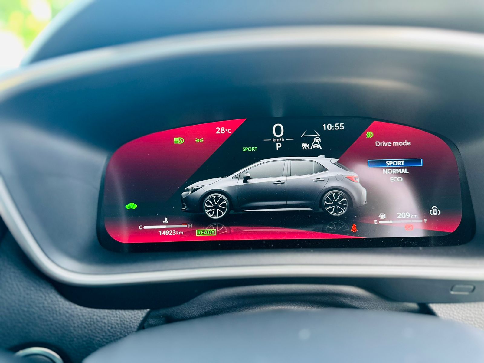 TOYOTA COROLLA SPORT GZ HYBRID