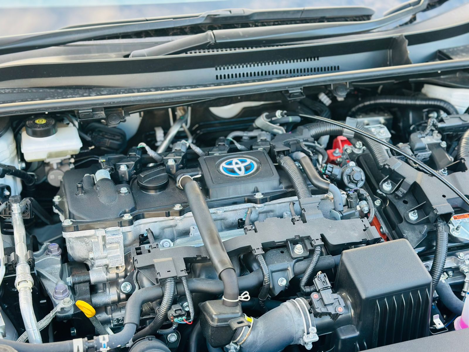 TOYOTA COROLLA SPORT GZ HYBRID