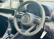 TOYOTA YARIS HYBRID X