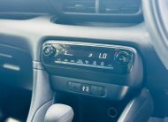 TOYOTA YARIS HYBRID X