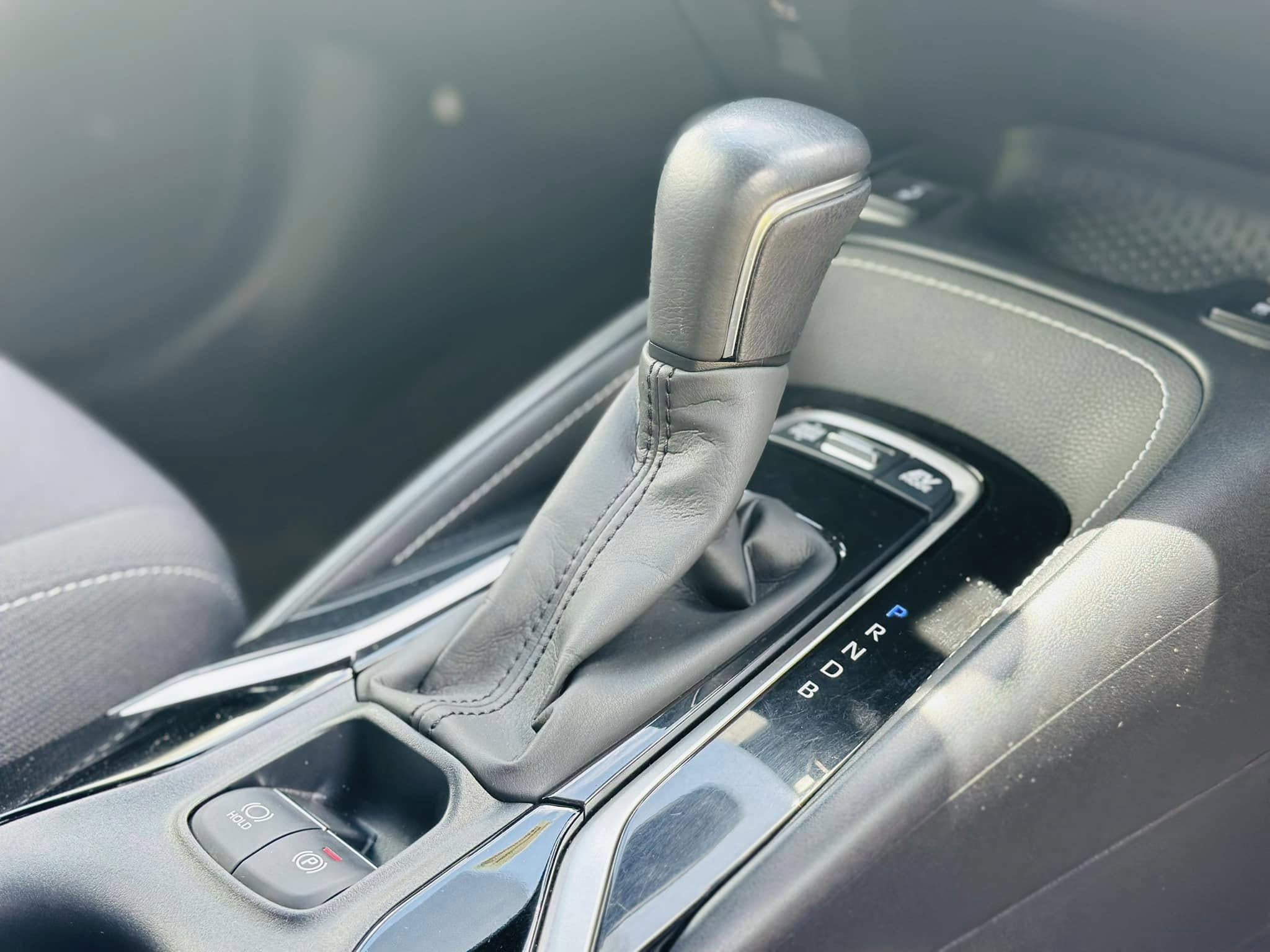 TOYOTA COROLLA SPORT G STYLE