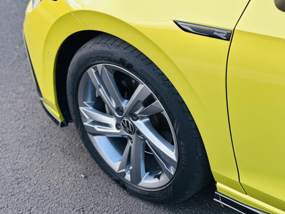 VOLKSWAGEN GOLF ETSI R Line