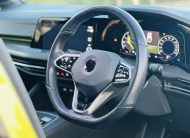 VOLKSWAGEN GOLF ETSI R Line