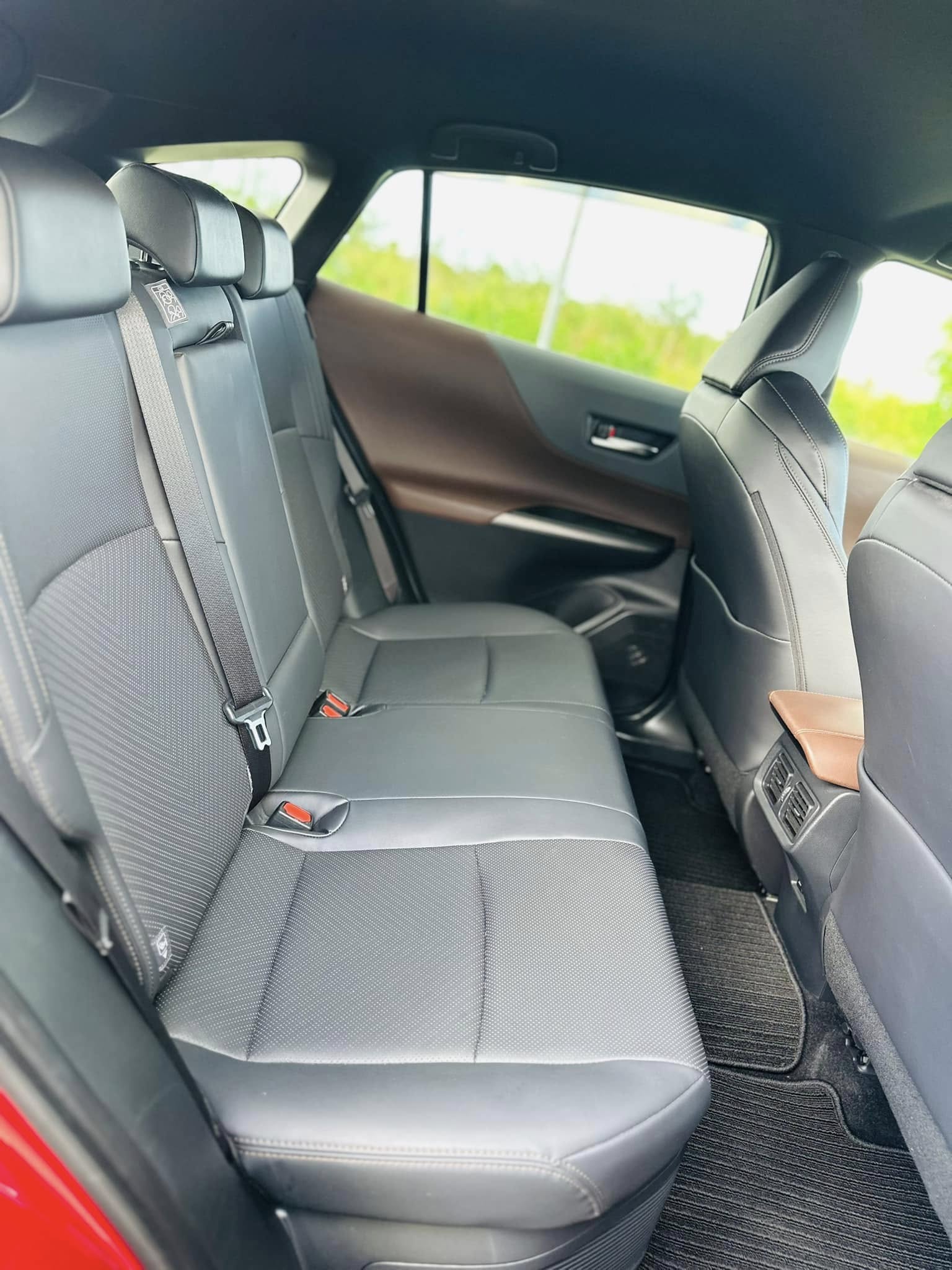 TOYOTA HARRIER Z LEATHER PACKAGE