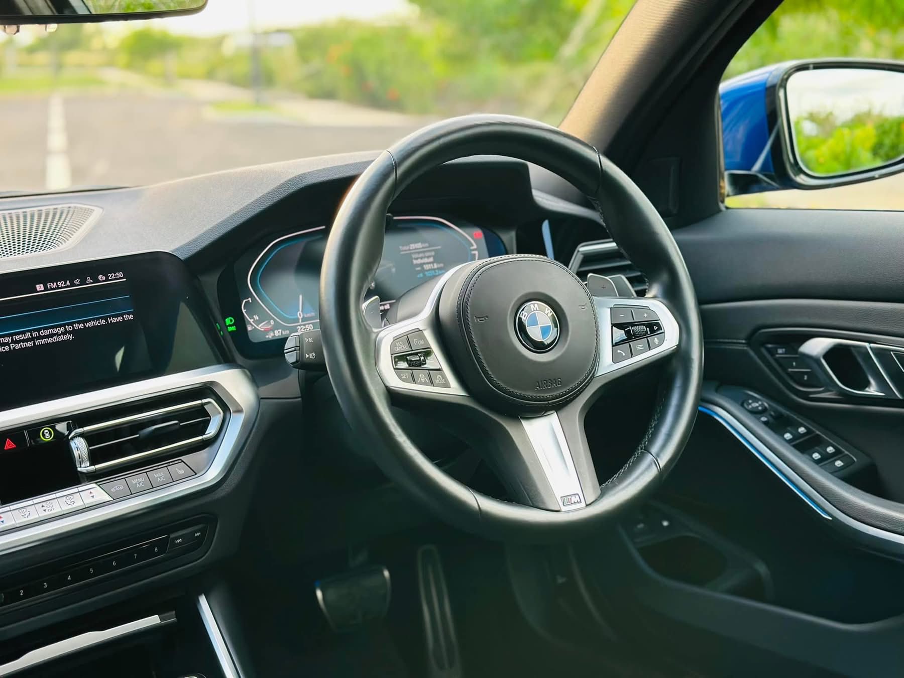 BMW 330e M SPORT