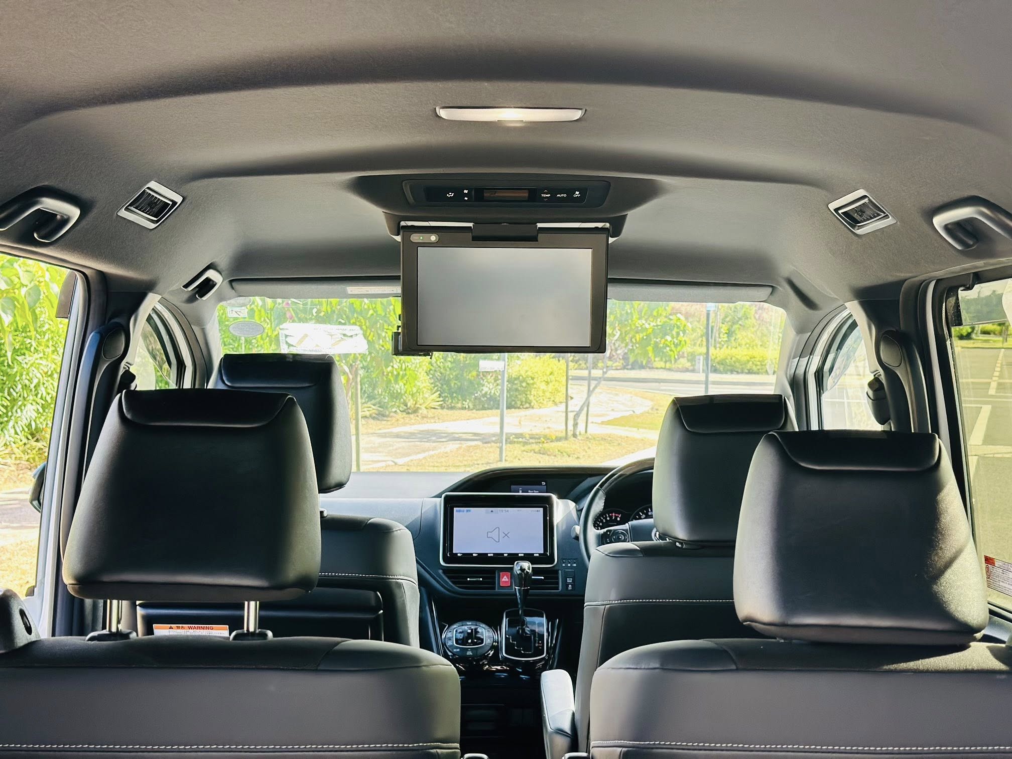 TOYOTA NOAH WXB SI 3 (TAXI)