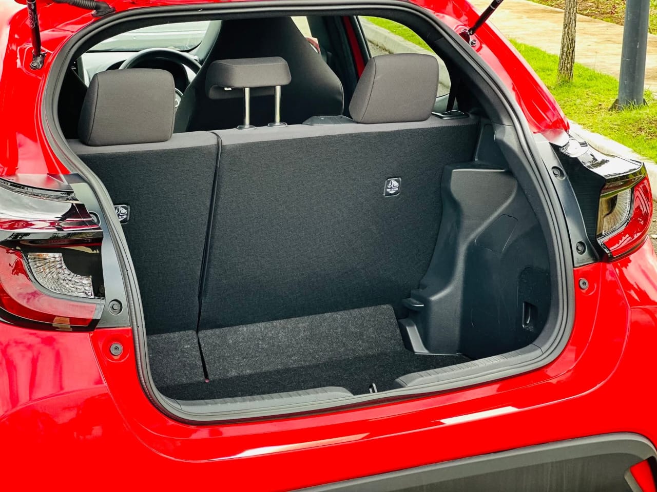 Toyota Yaris X (Petrol)