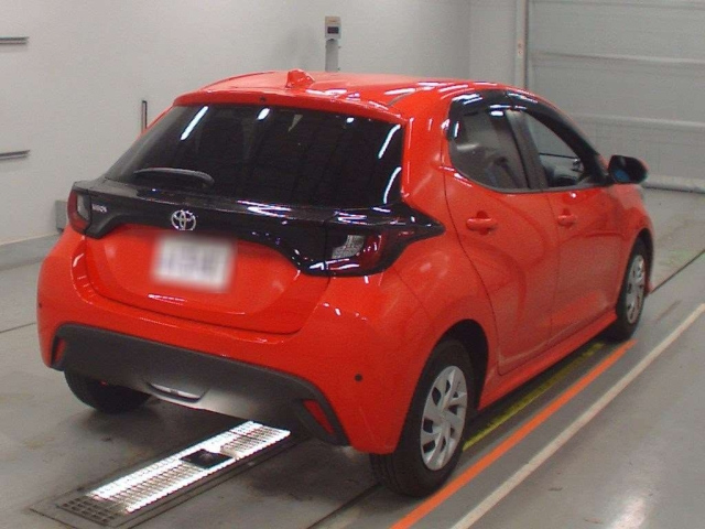 Toyota Yaris X (Petrol)