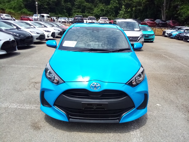 Toyota Yaris X (Petrol)