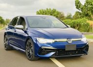 VOLKSWAGEN GOLF R BASE