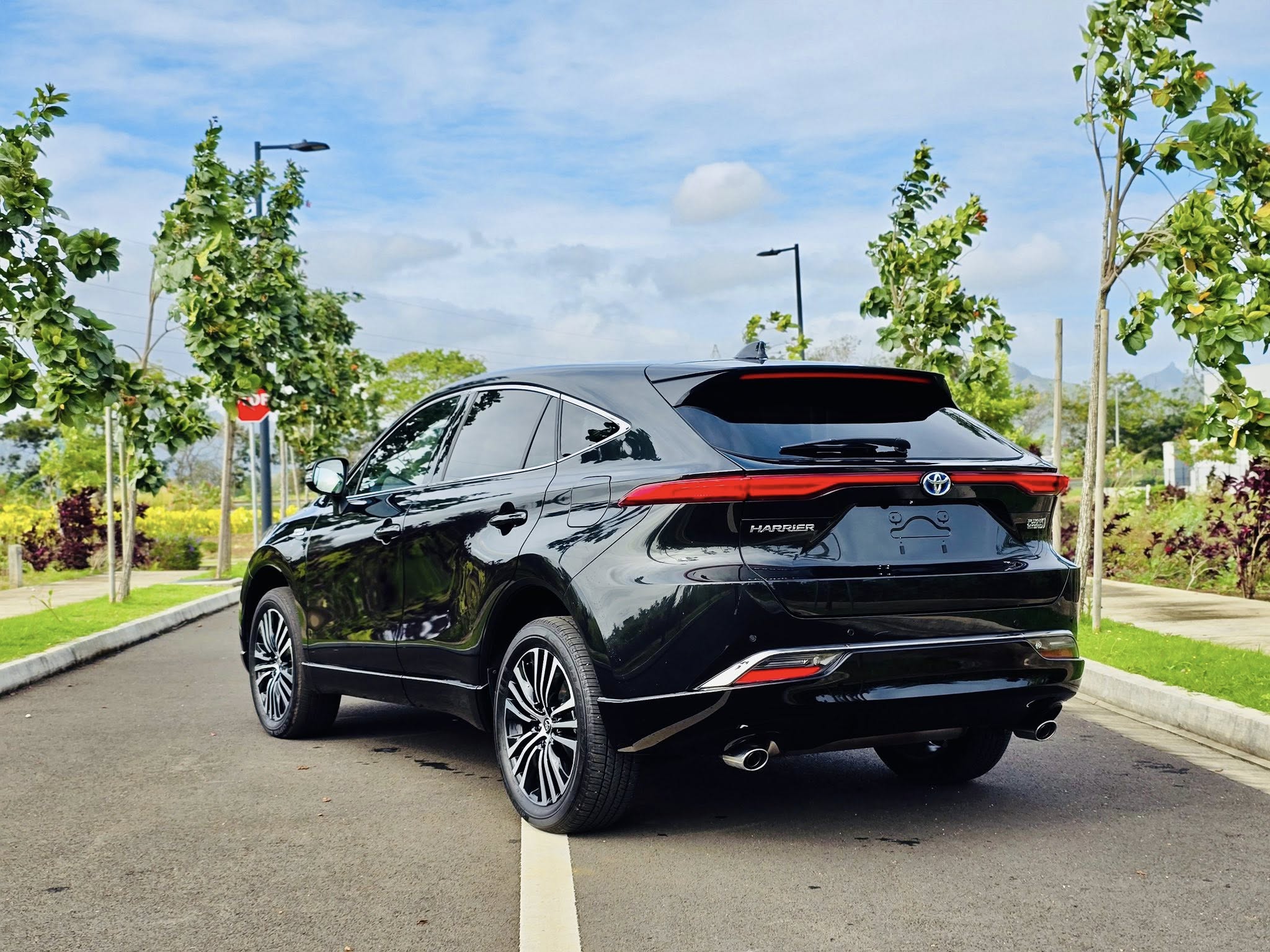 Toyota Harrier PHEV Z