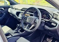 Audi Q3 35TFSI S LINE