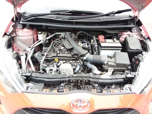 Toyota Yaris X (Petrol)