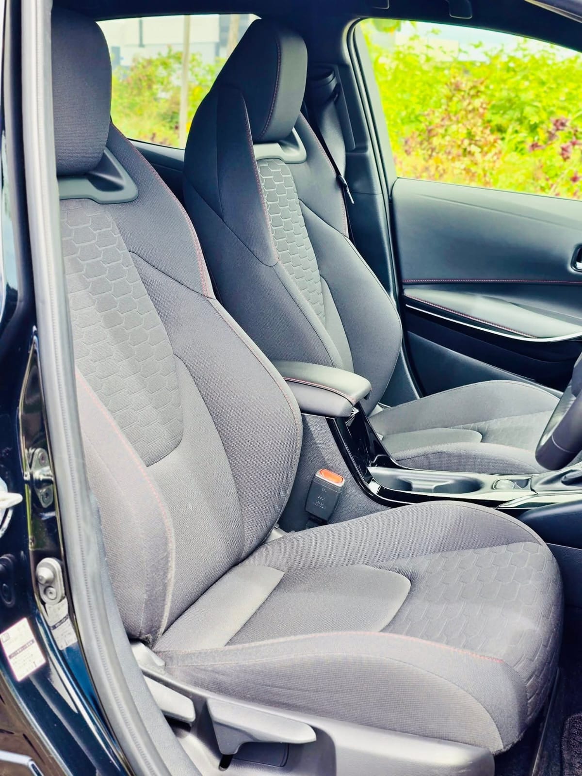 TOYOTA COROLLA SPORT GZ HYBRID