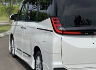 TOYOTA NOAH S-G MODELISTA (TAXI)