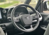 TOYOTA NOAH S-G MODELISTA (TAXI)