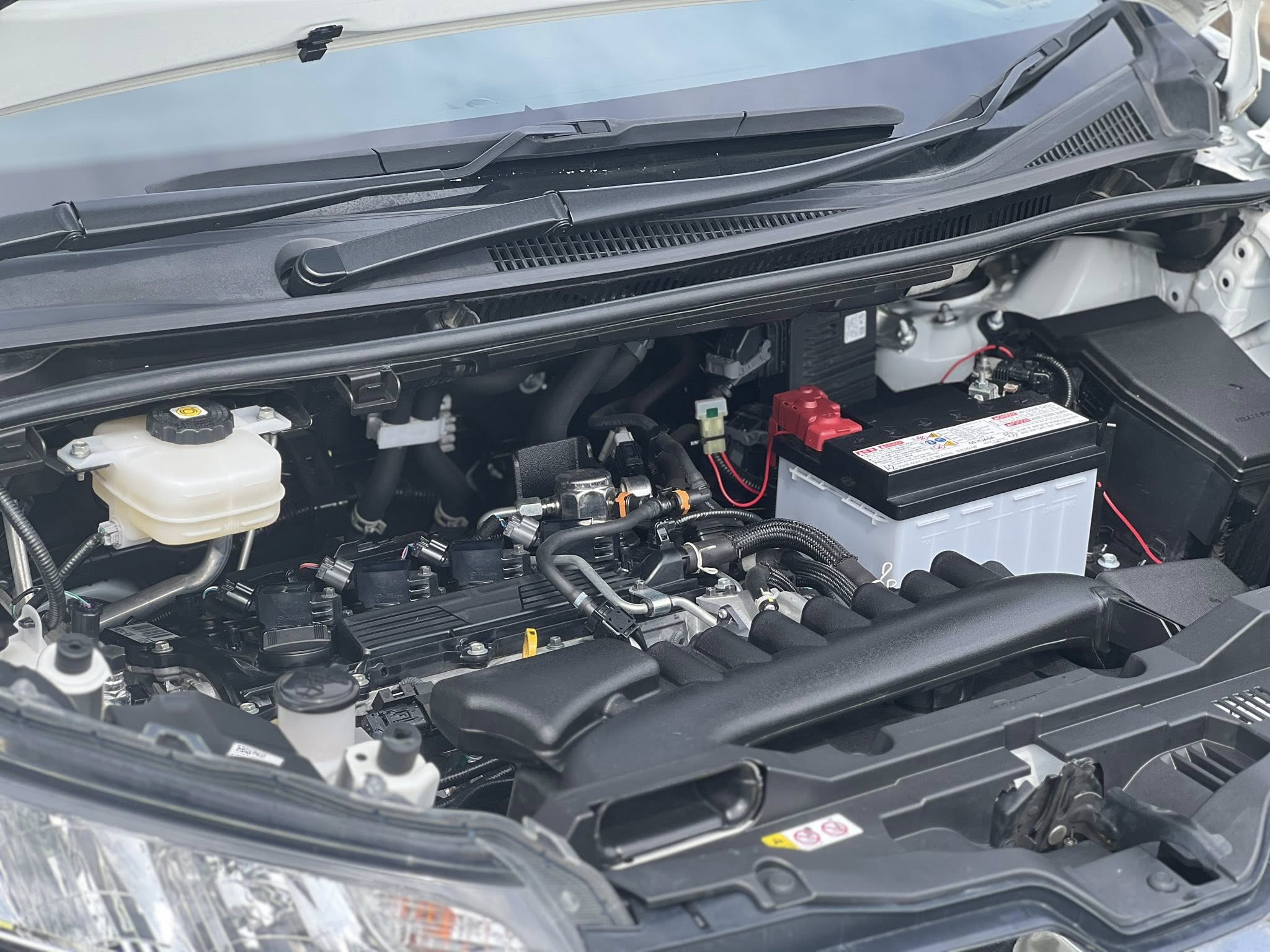 TOYOTA NOAH S-G MODELISTA (TAXI)