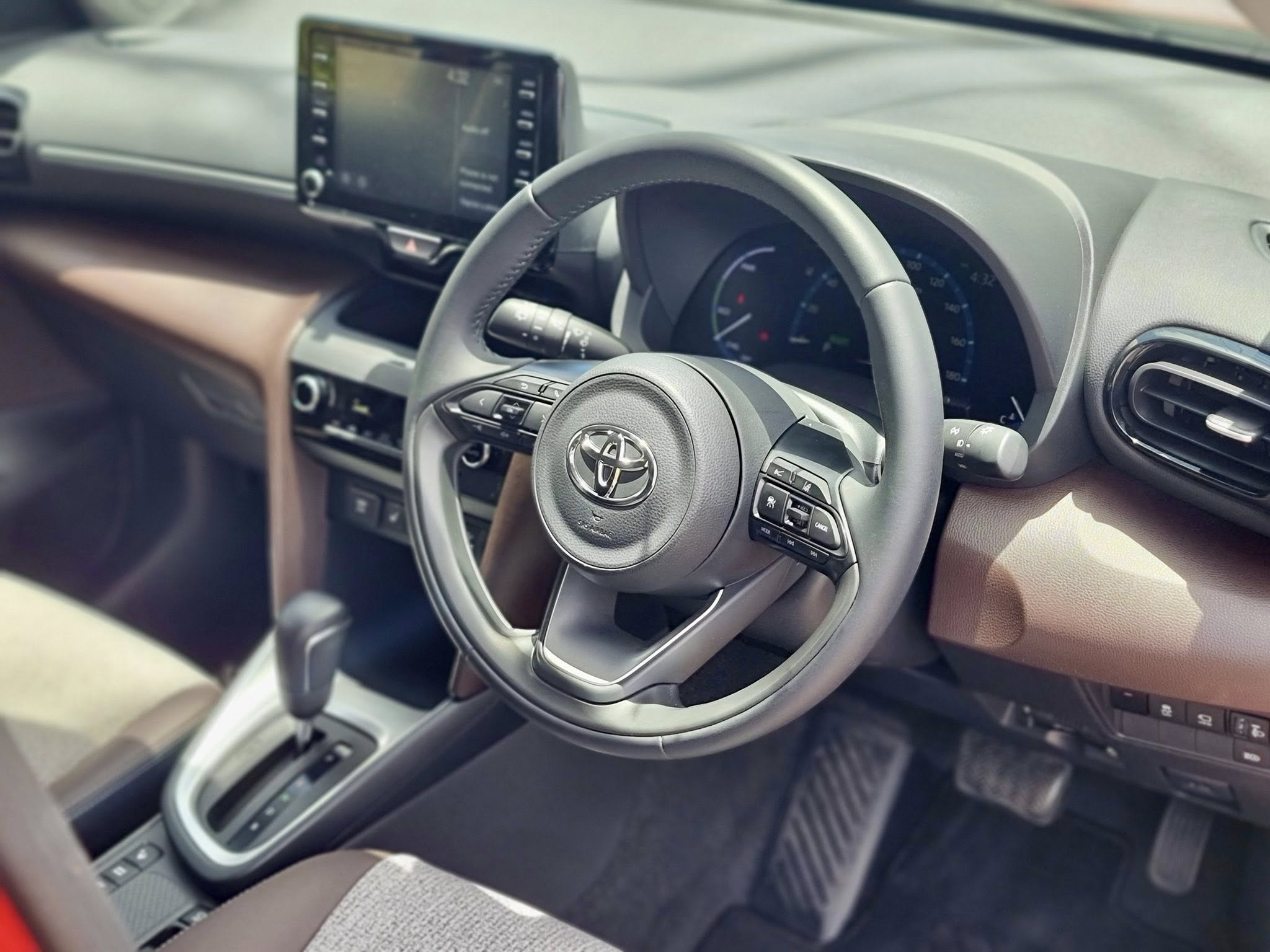 TOYOTA YARIS CROSS Z