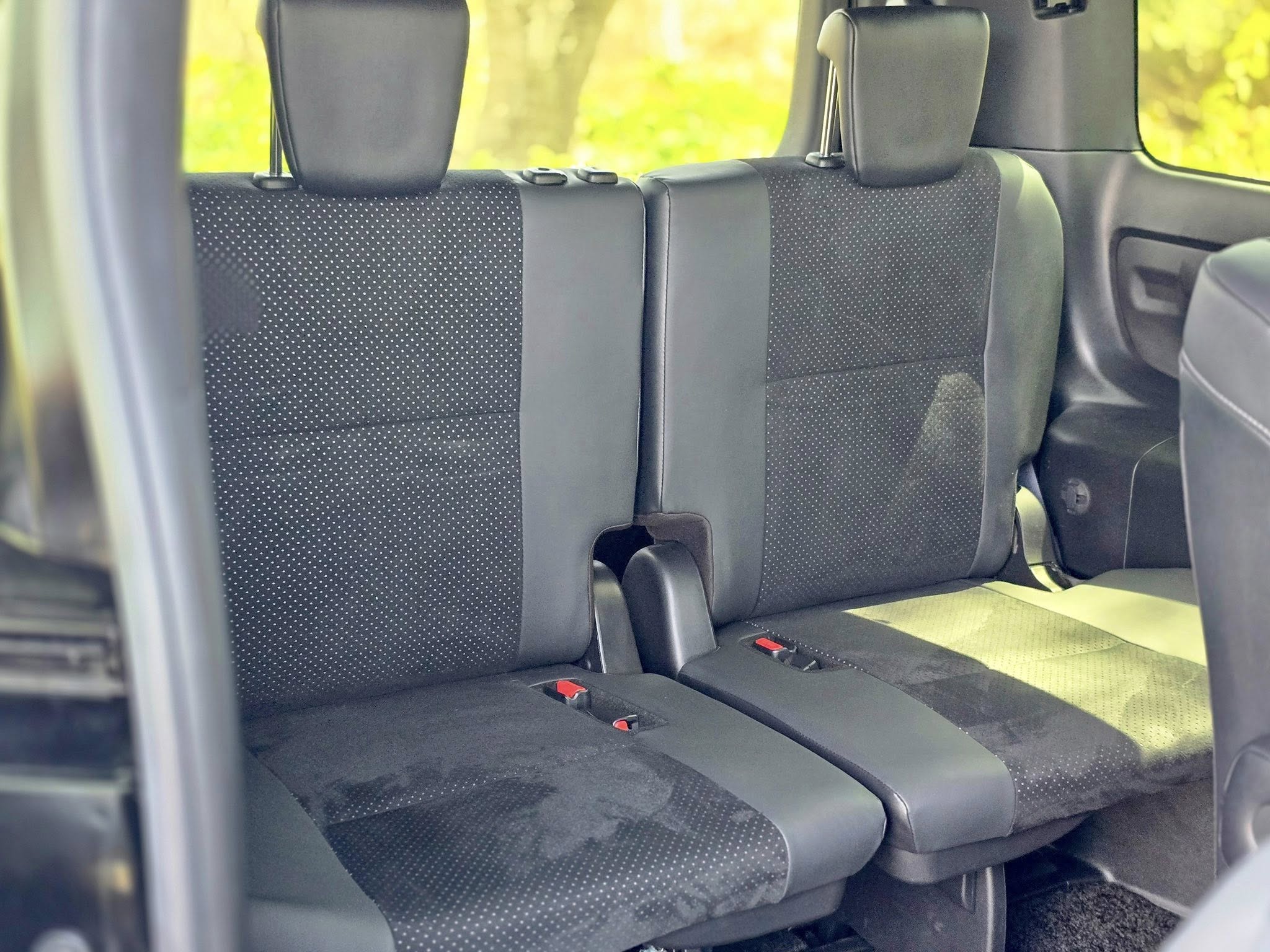 TOYOTA VOXY ZS KIRAMEKI 3 (TAXI)