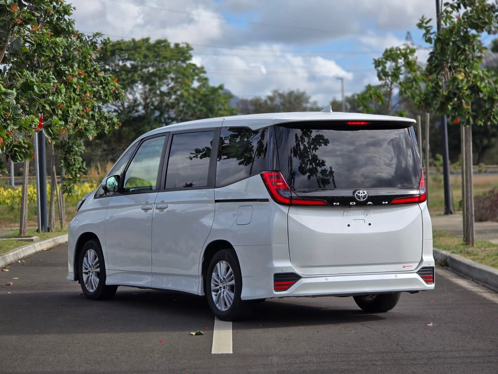 Toyota Noah G (TAXI)