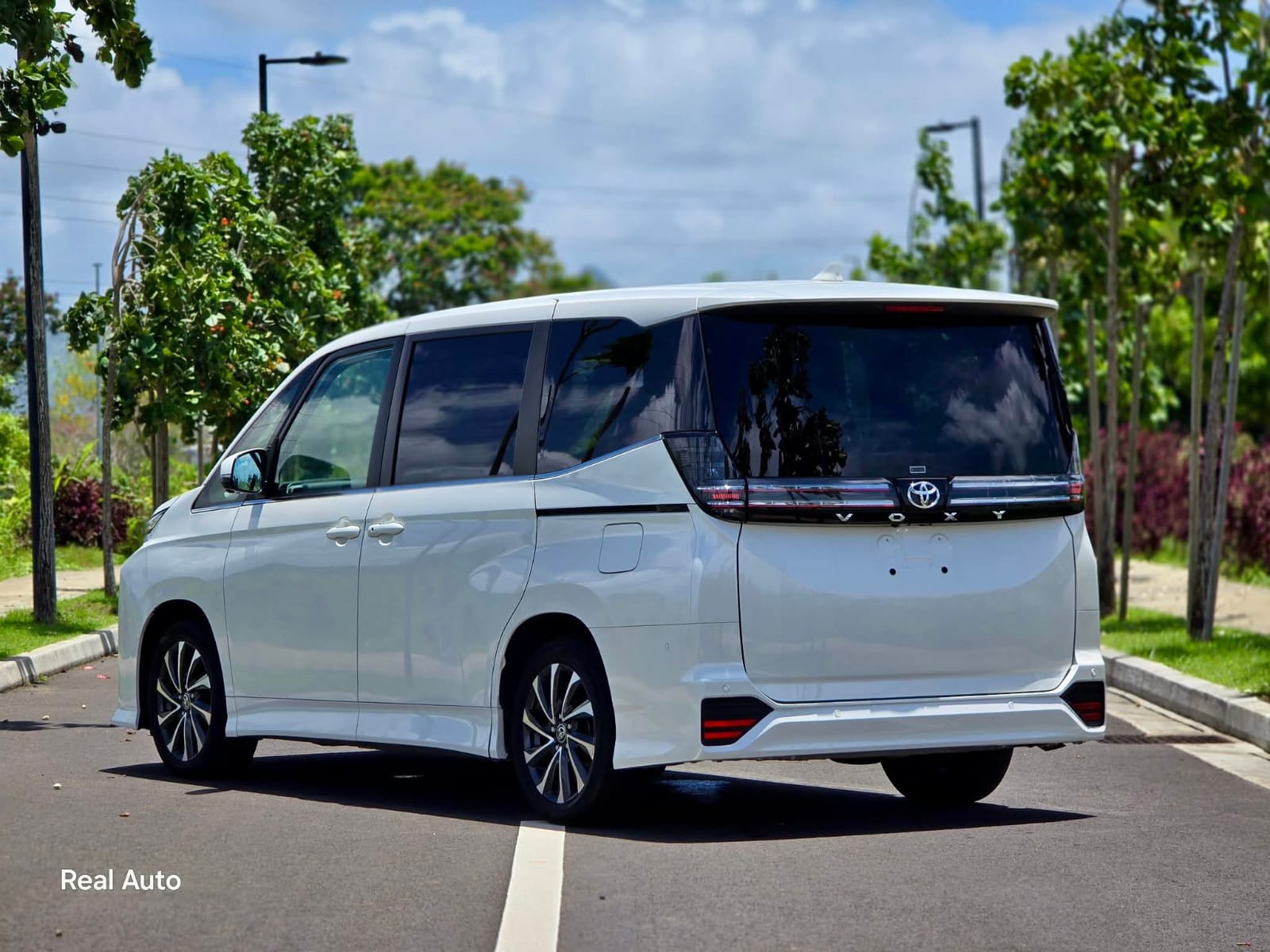 Toyota Voxy SZ (TAXI)