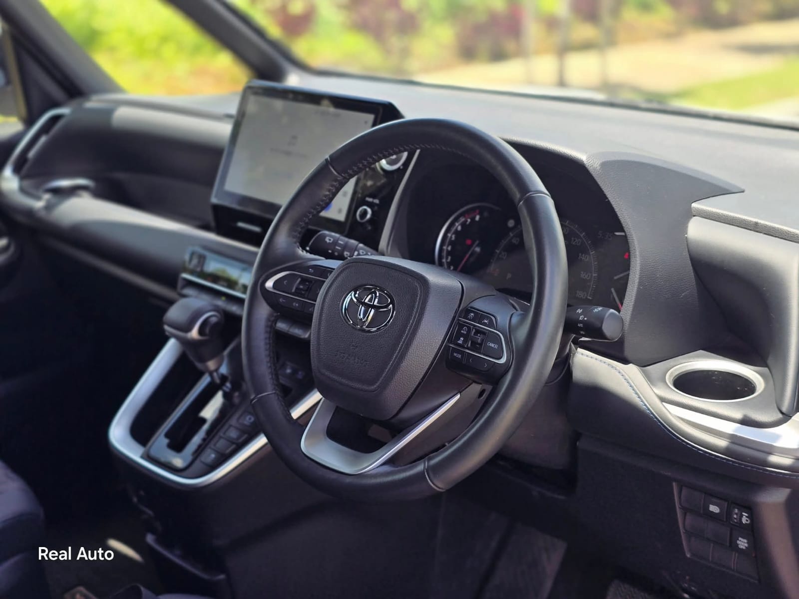 Toyota Voxy SZ (TAXI)