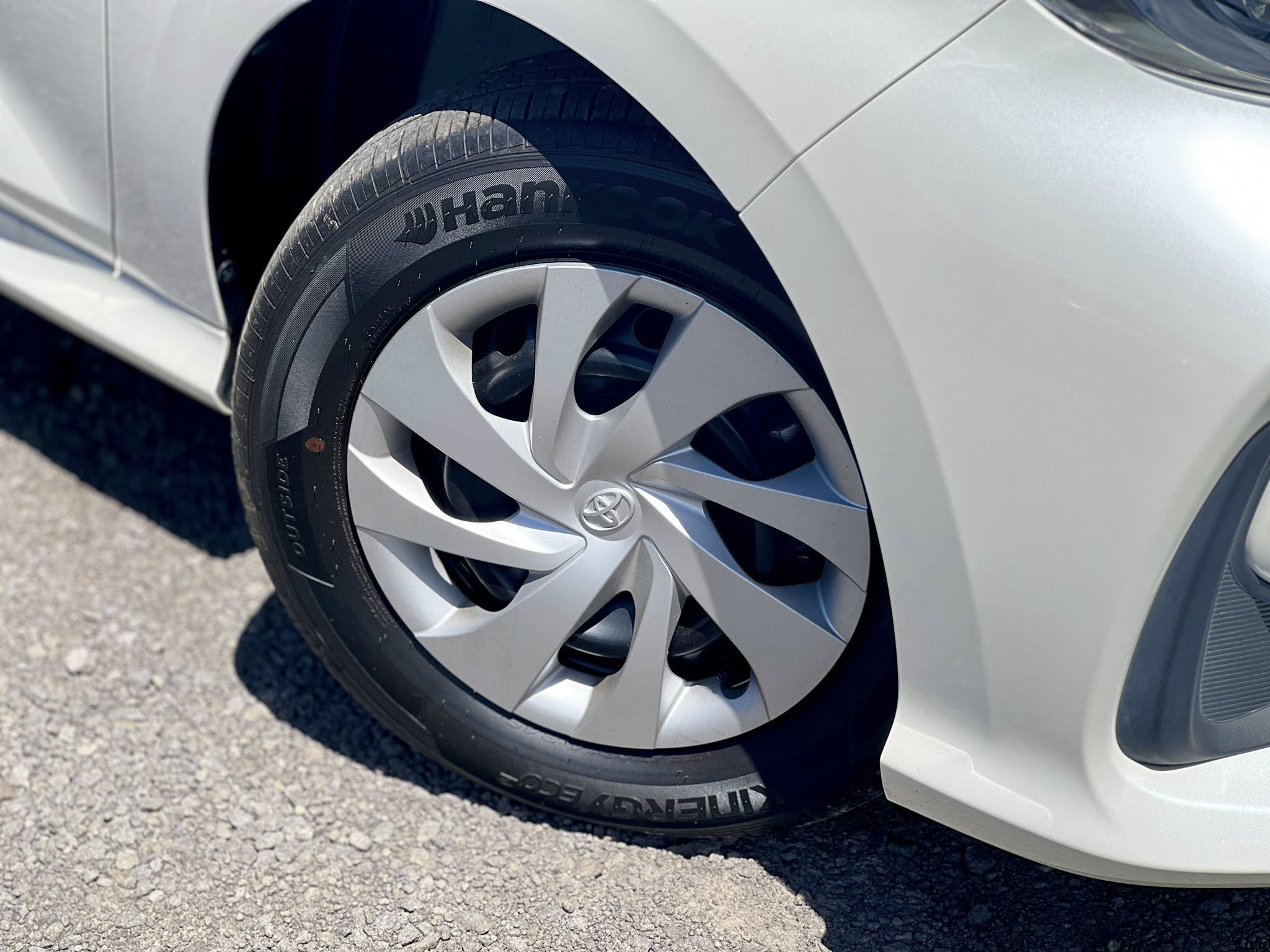 Toyota Yaris (Manual)