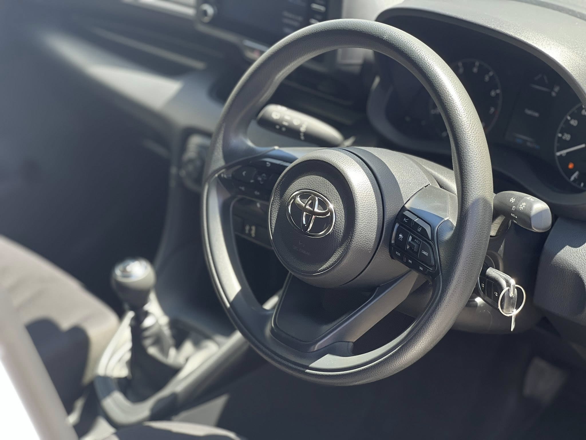 Toyota Yaris (Manual)