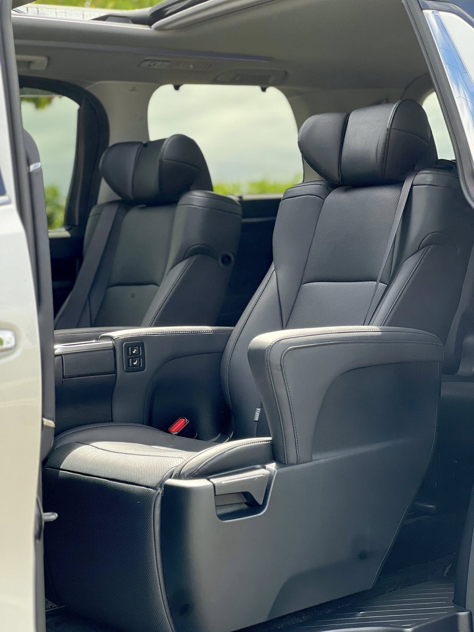 Toyota Alphard SC (TAXI)