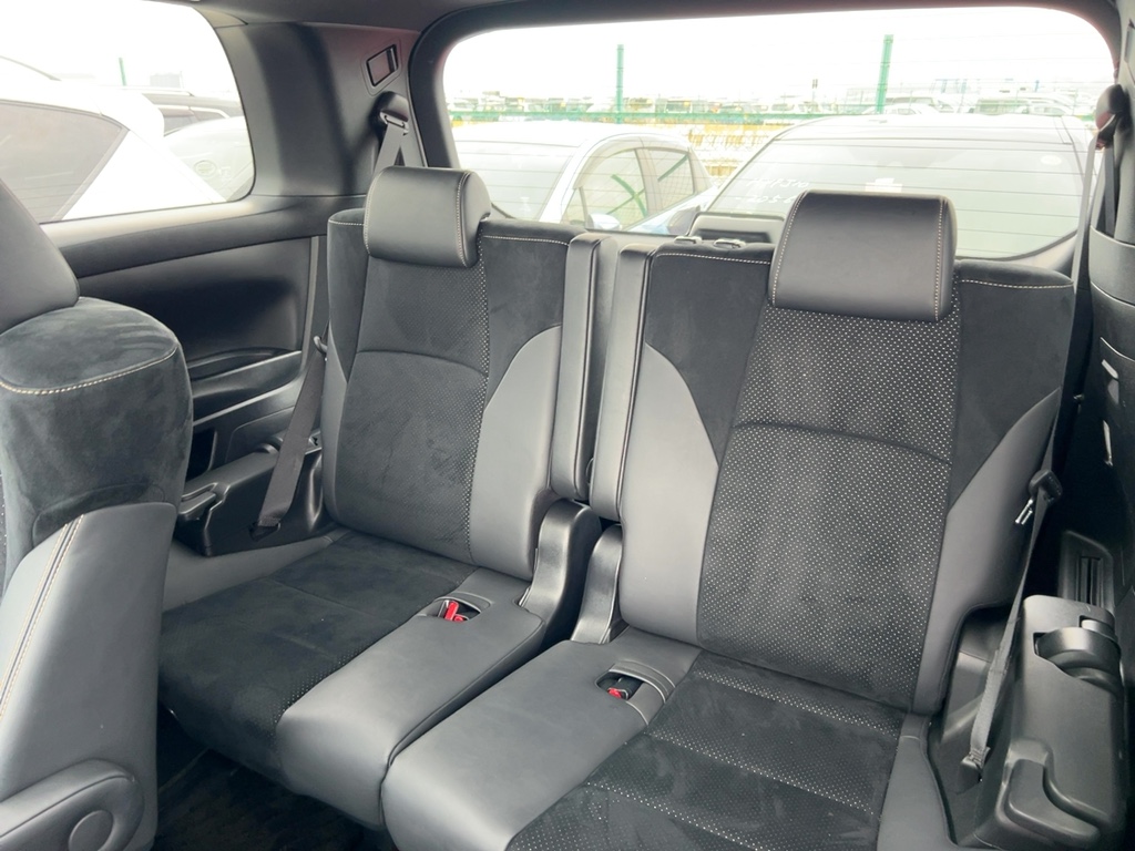 Toyota Alphard S type Gold 3 (TAXI)