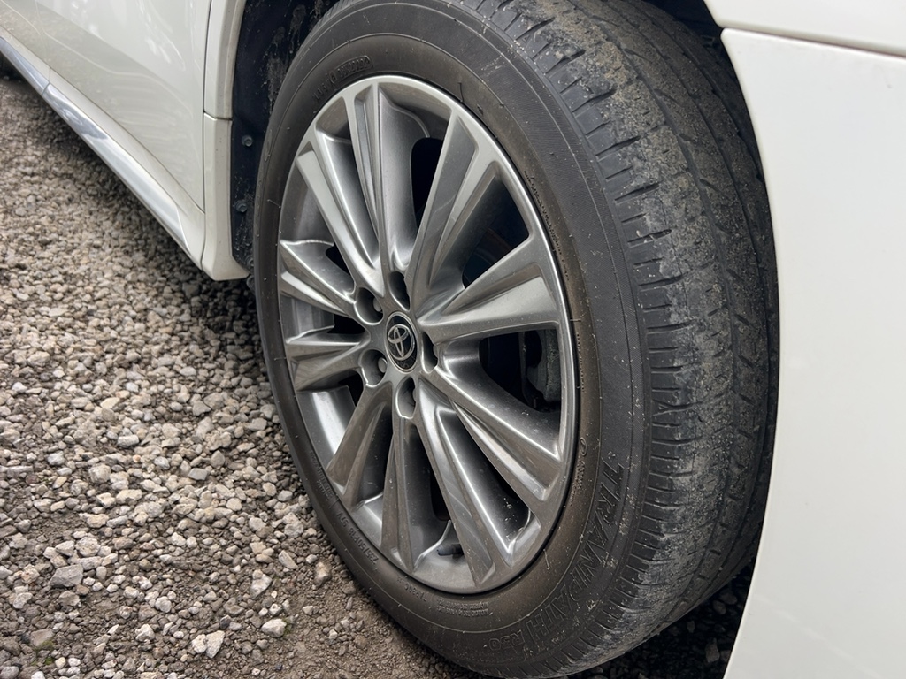 Toyota Alphard S type Gold 3 (TAXI)