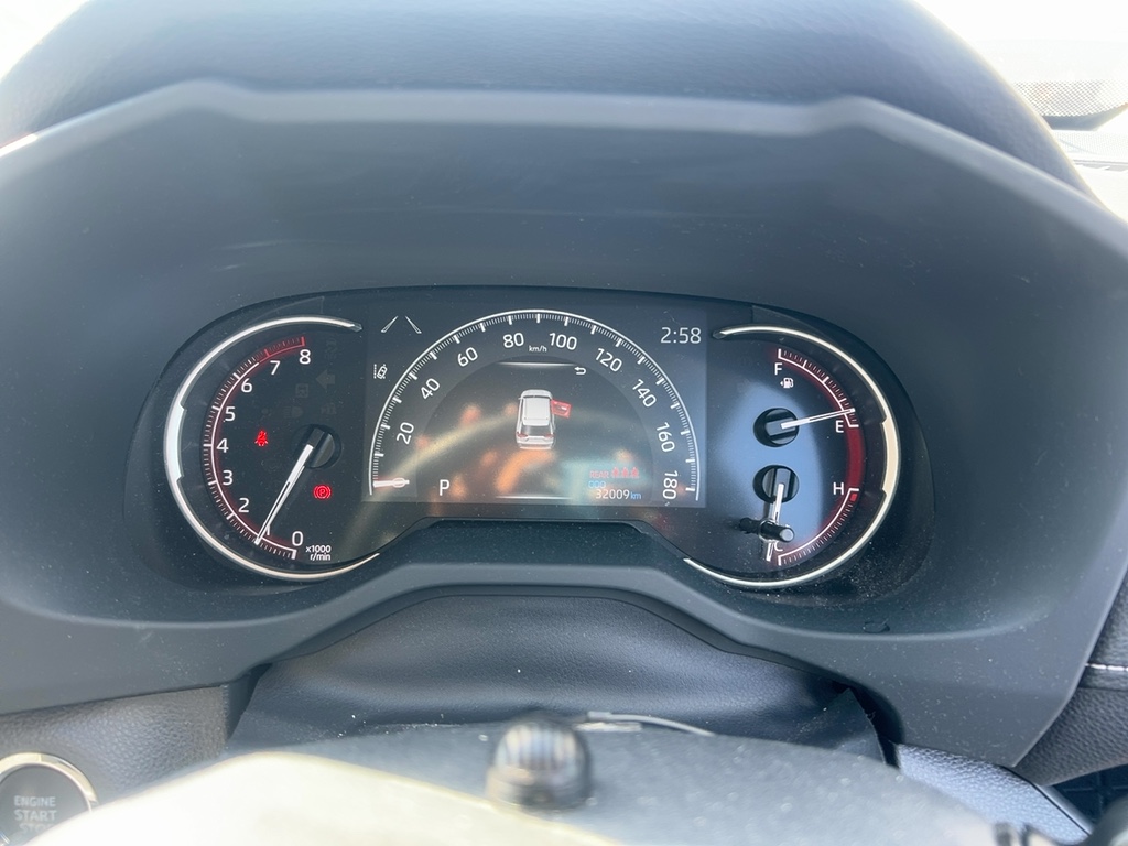 Toyota RAV4 X petrol (TAXI)