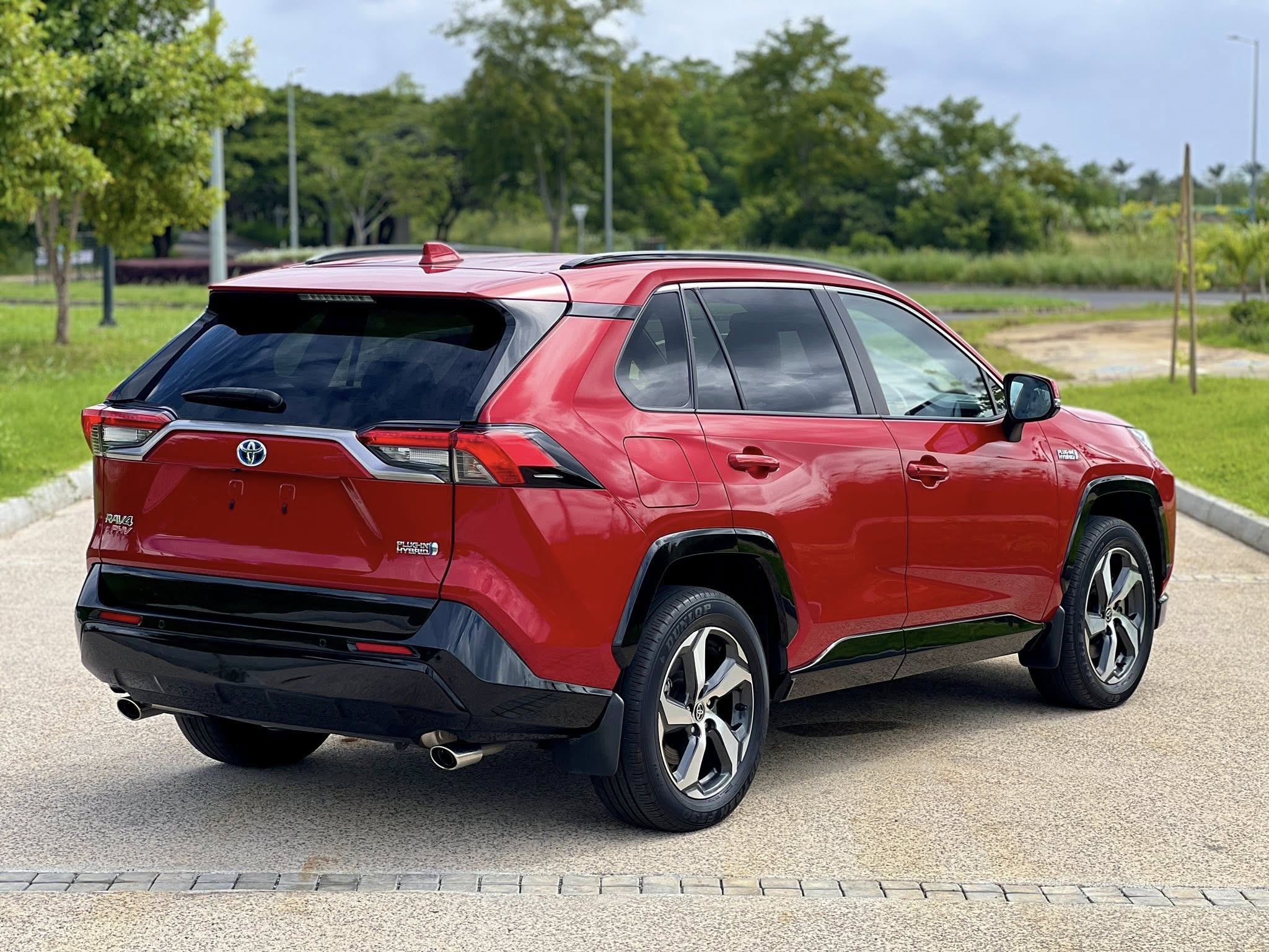 Toyota RAV4 GZ (Plug-in Hybrid)