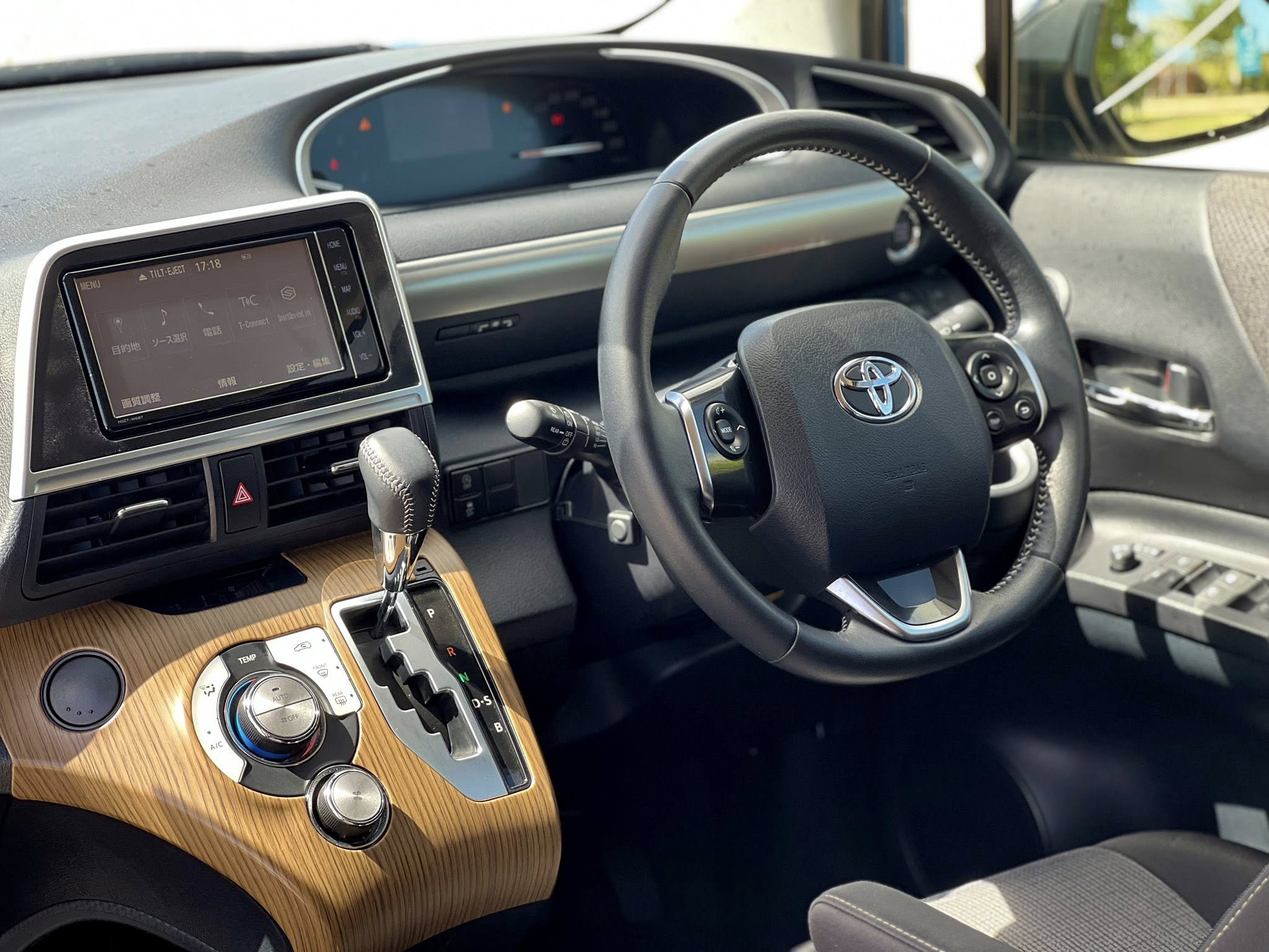 Toyota Sienta (Taxi)