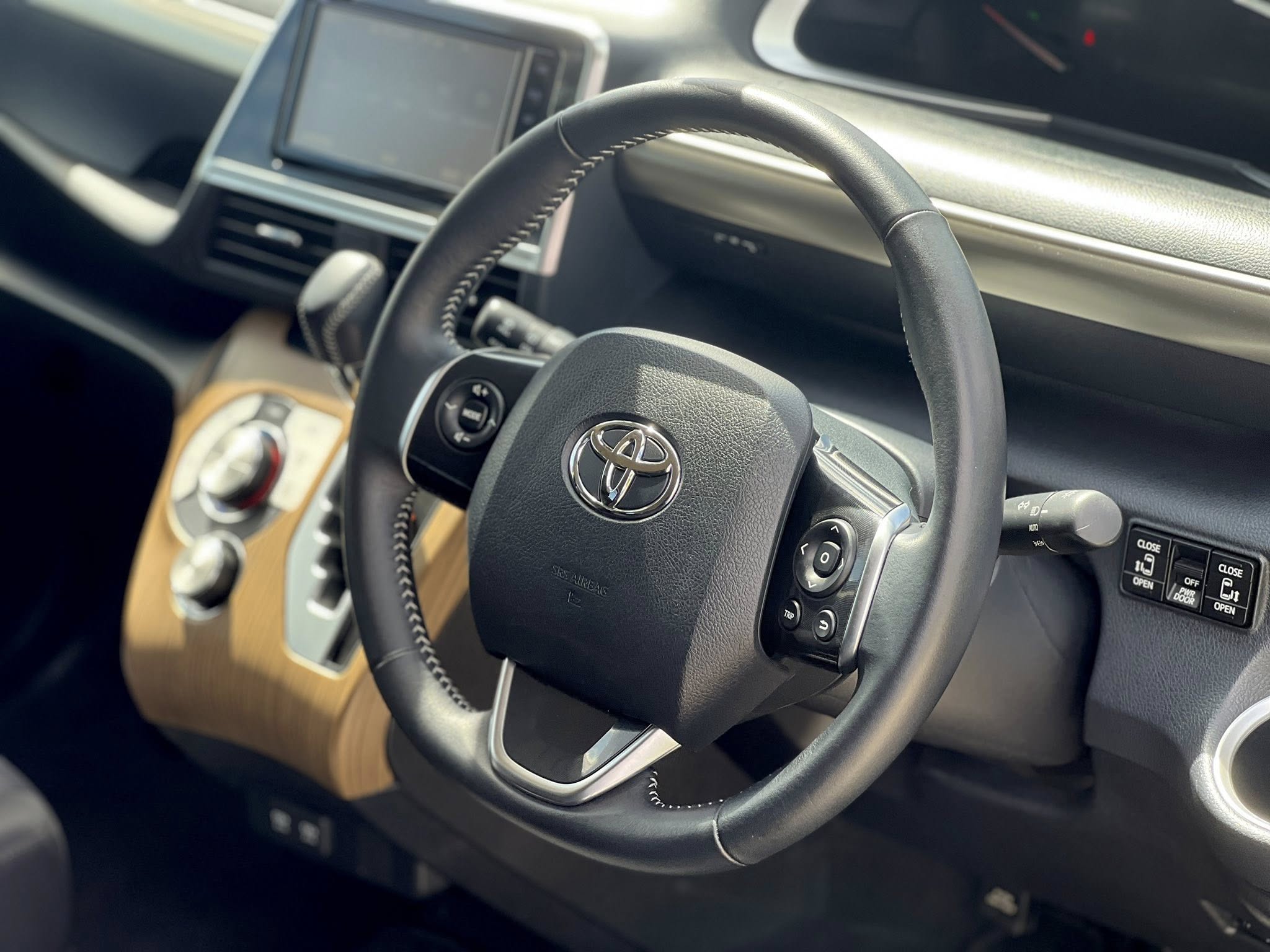 Toyota Sienta (Taxi)