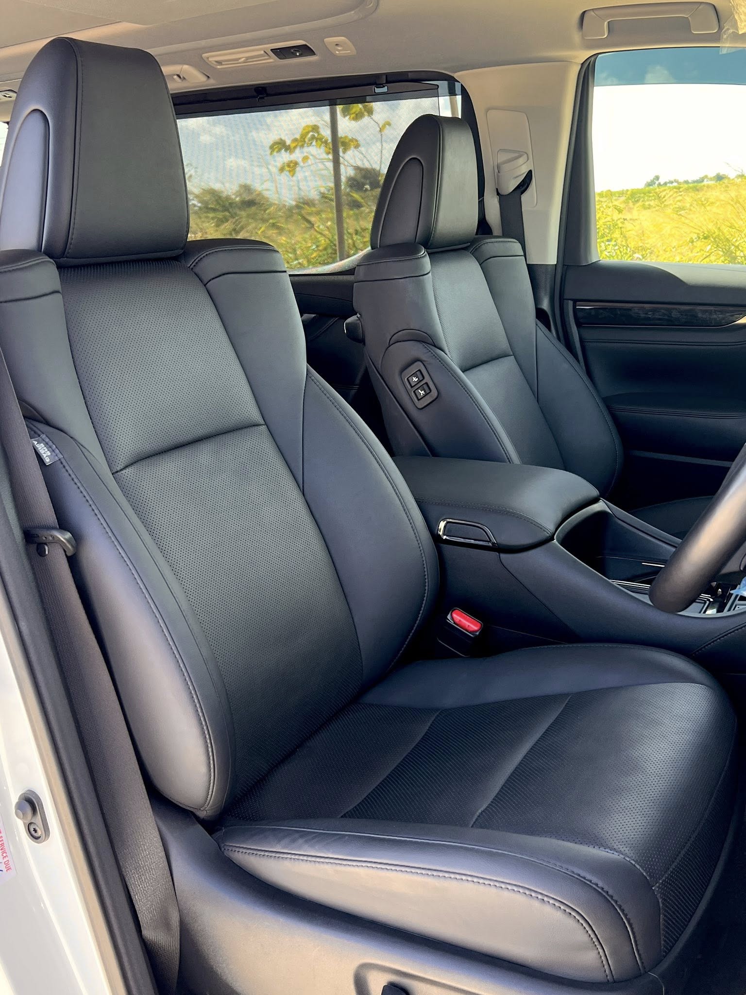 Toyota Alphard SC (Taxi)