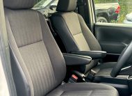 Toyota NOAH S-G (TAXI)